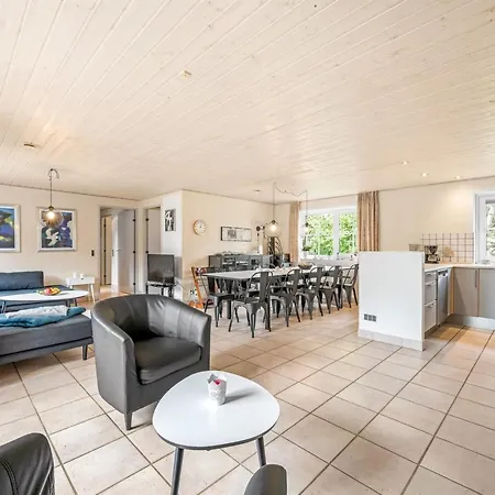 Hedi - 900m From The Sea By Interhome
