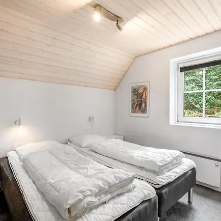 Hedi - 900m From The Sea By Interhome