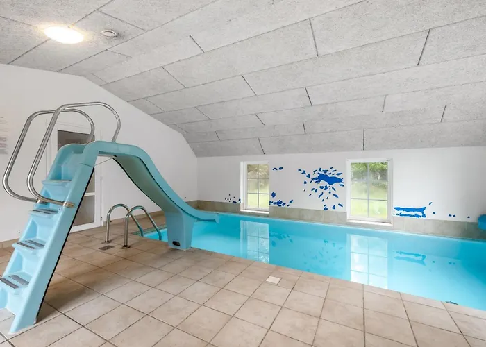 Hedi - 900m From The Sea By Interhome Nyaraló